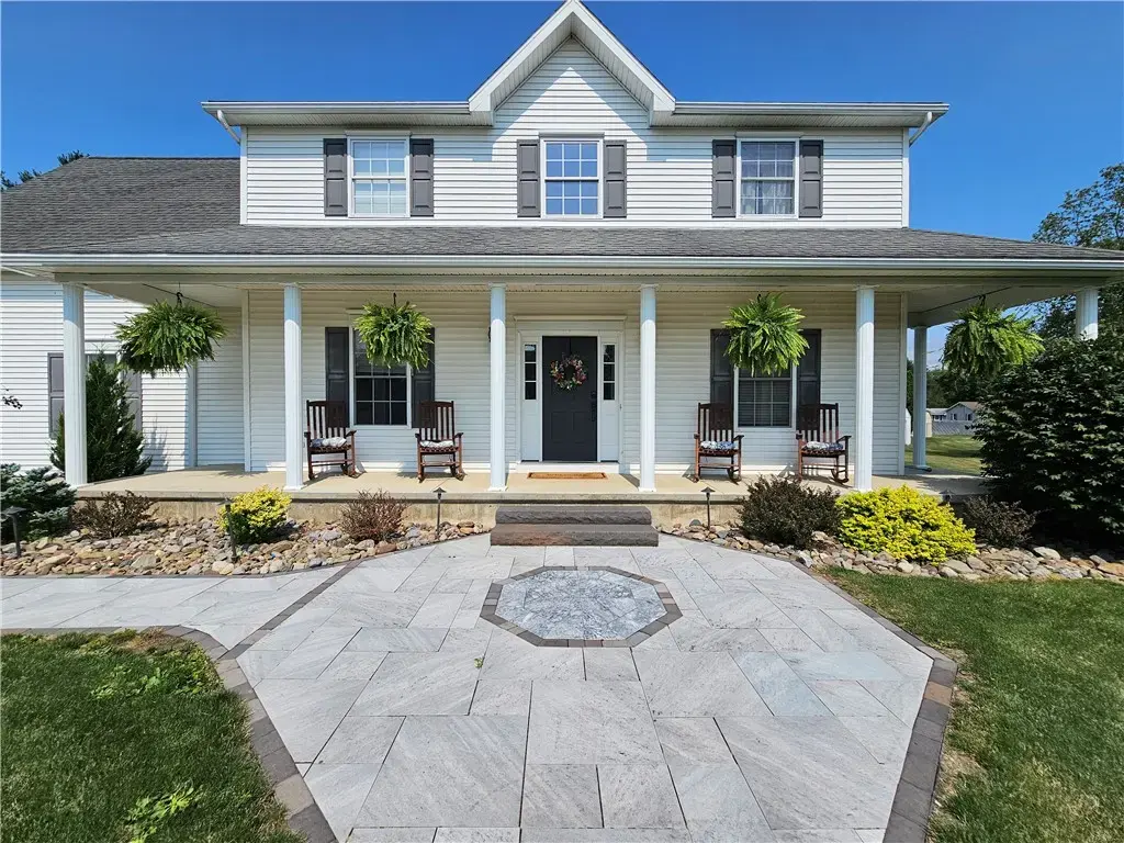 7 Bell Lane, Big Flats