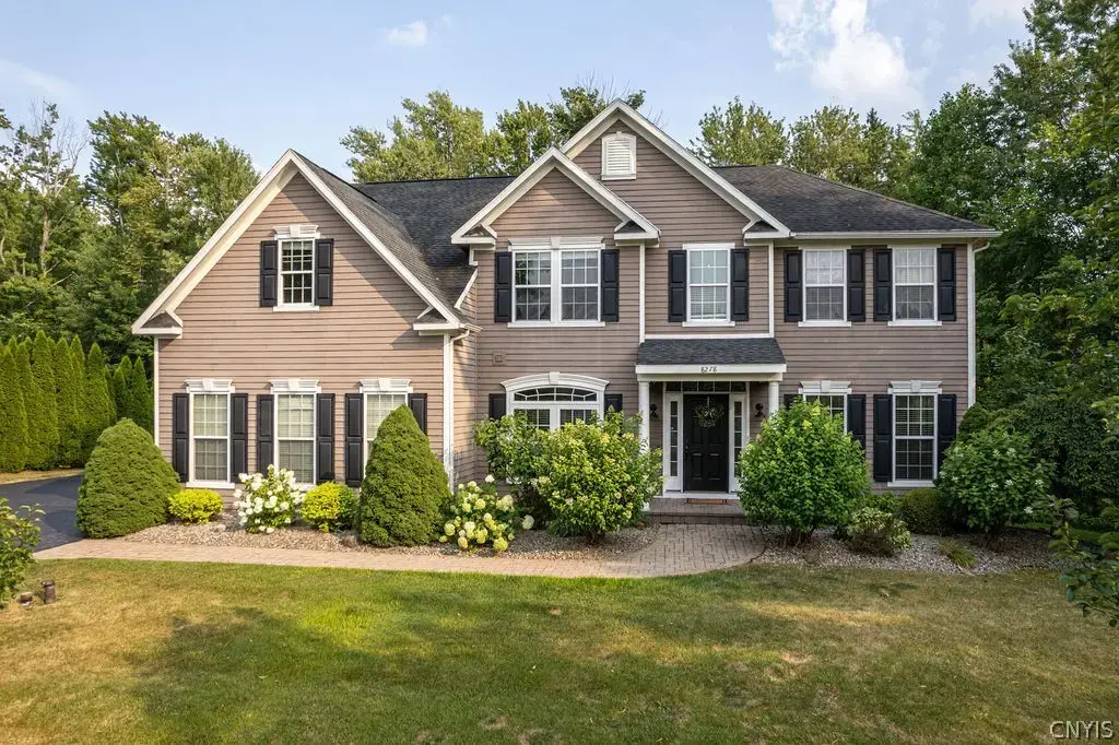 8278 Luchsinger Lane, Lysander