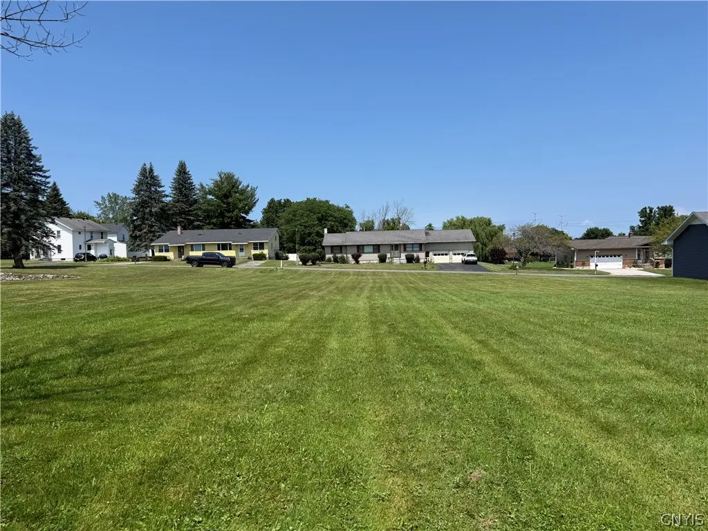 Photo of Listing #S1703276
