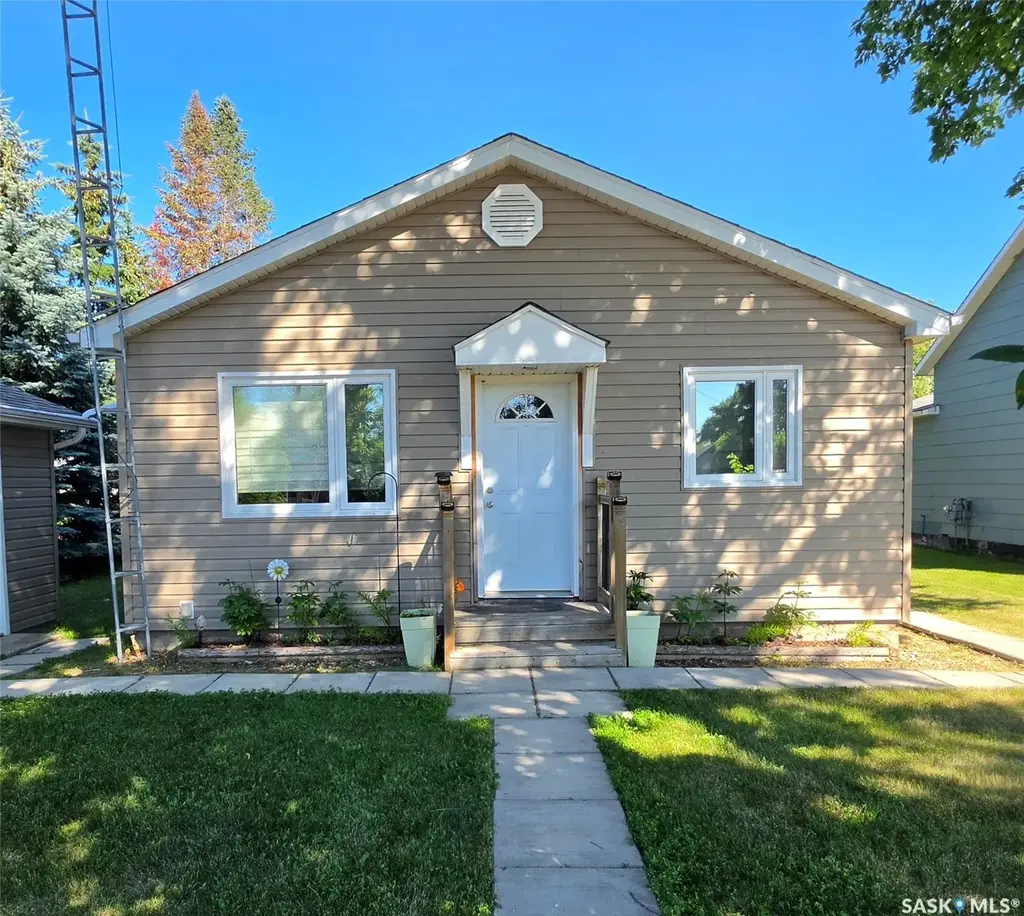 324 Laing Street, Sturgis