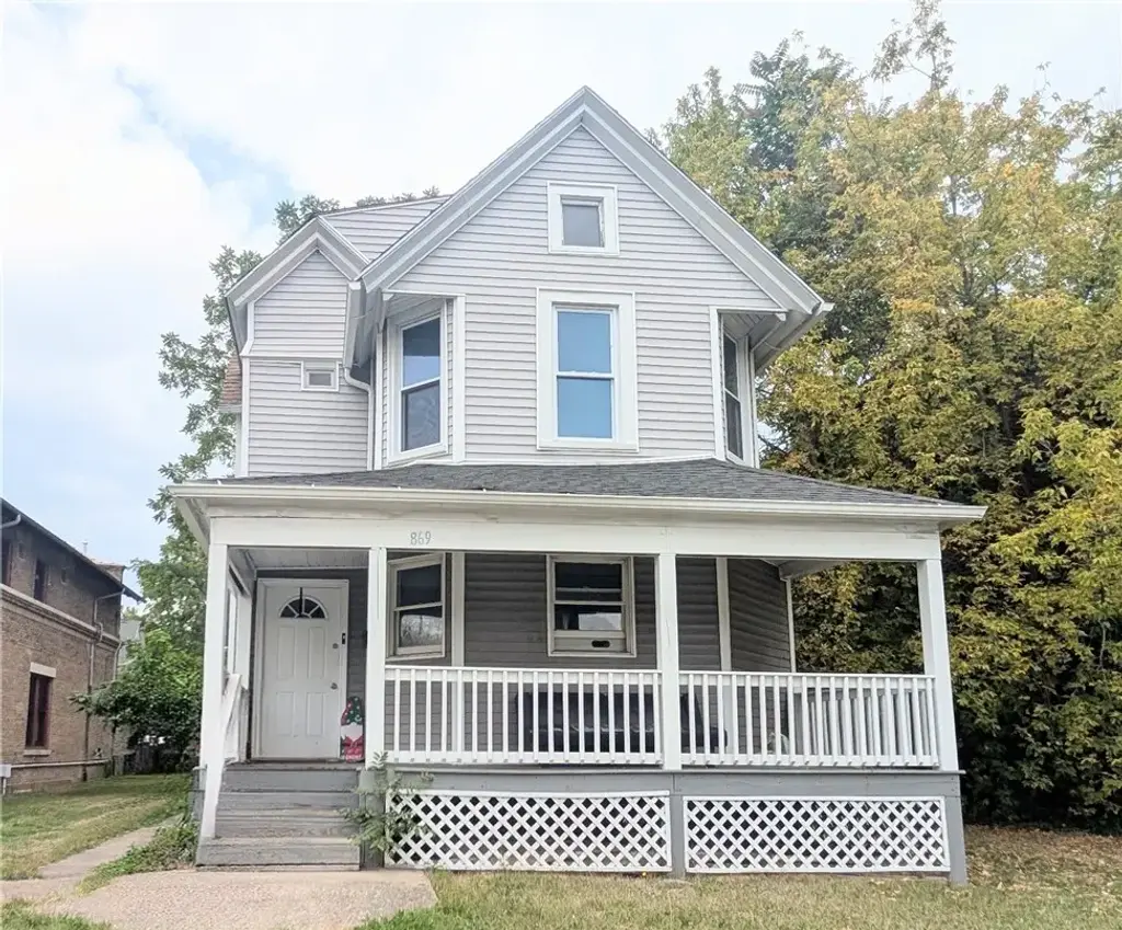 869 Genesee Street, Rochester