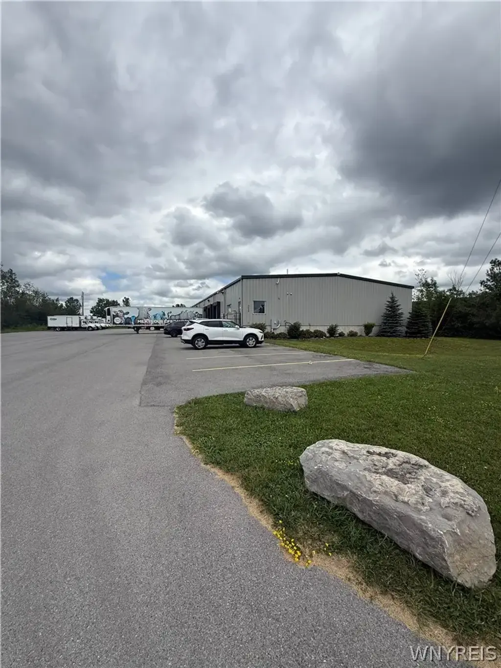 3600 Commerce Parkway, Lancaster