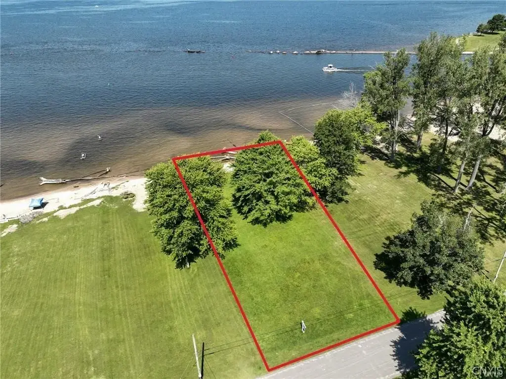 11 Forest Avenue, Verona