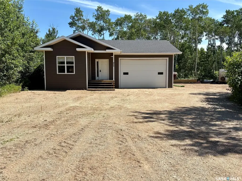 805 Potter Place, Good Spirit Lake