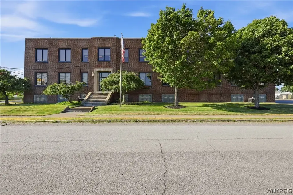 2558 Hamburg Turnpike, Lackawanna