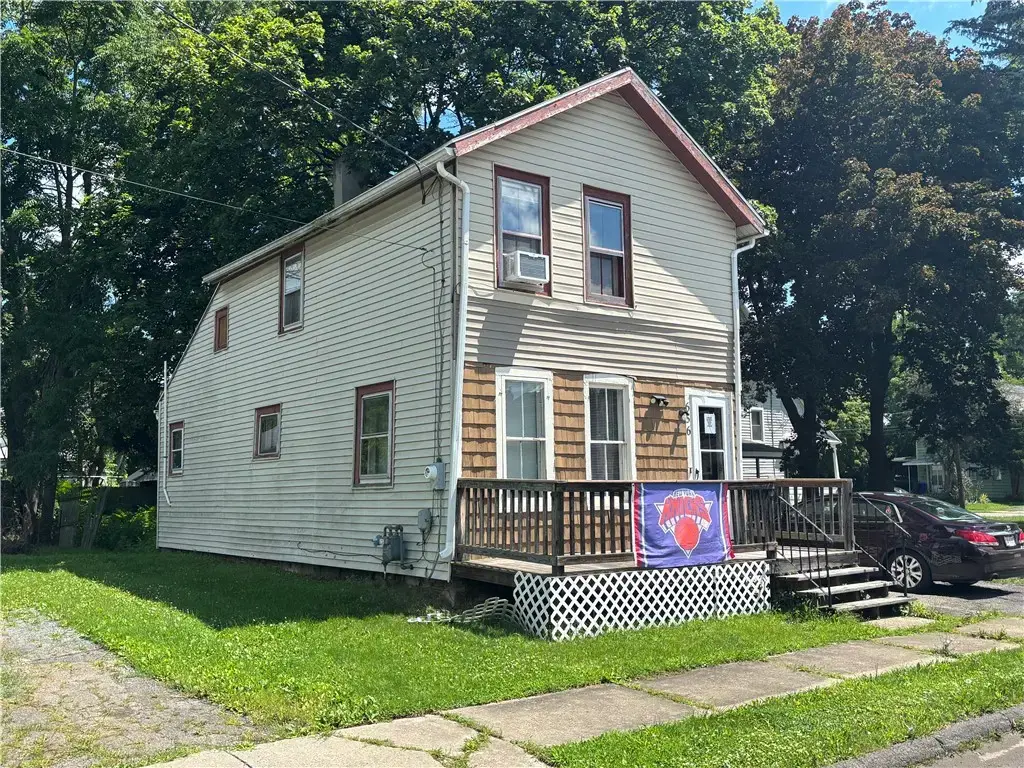 656 Johnson Street, Elmira City