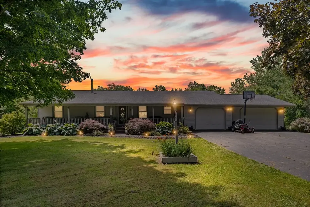 615 Moul Road, Parma