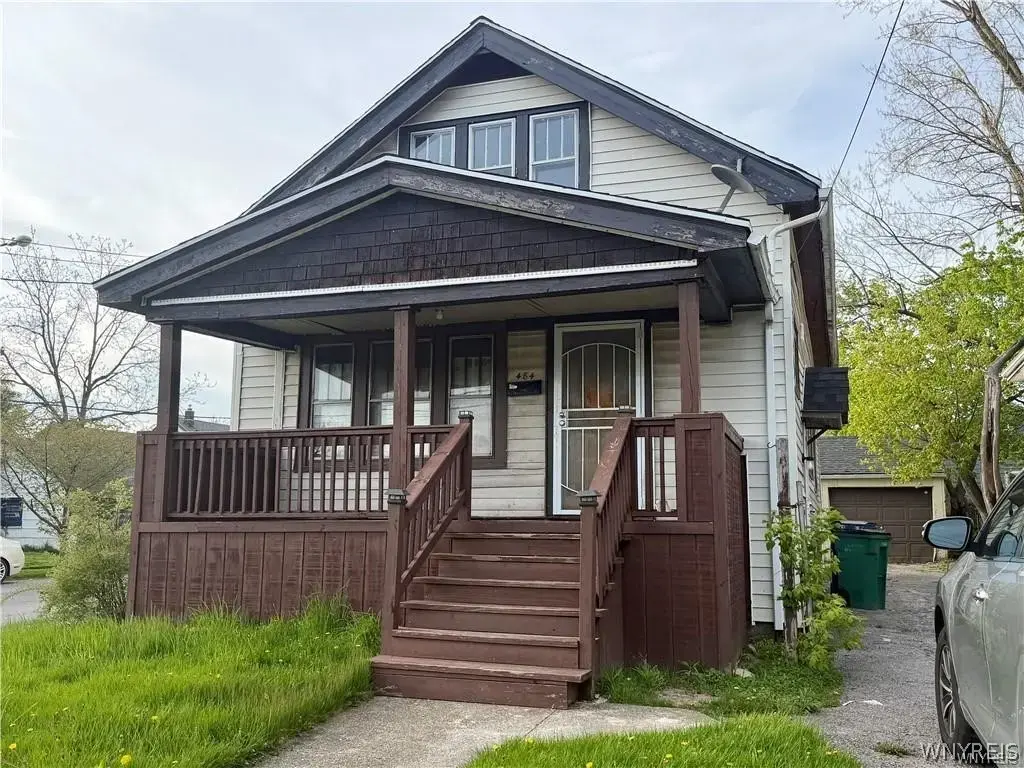 484 Dartmouth Avenue, Buffalo
