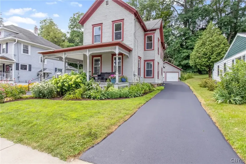 29 Virginia Street, Lysander