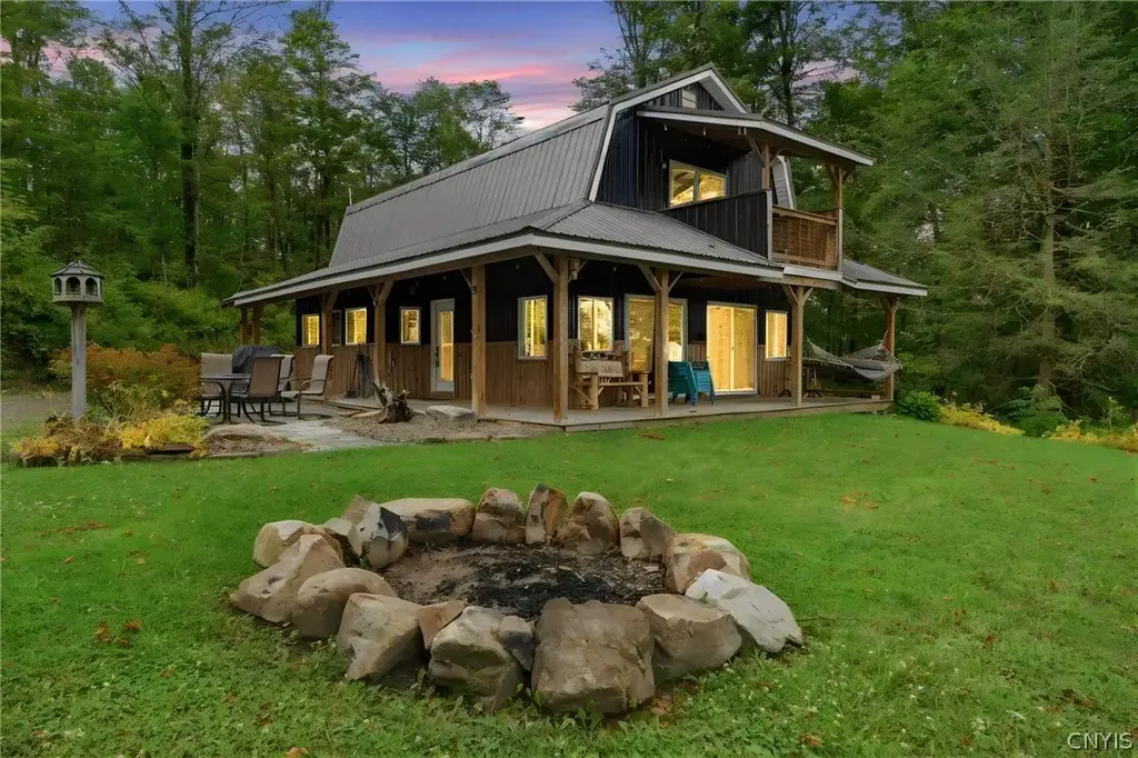 822 Deans Pond Road, Marathon