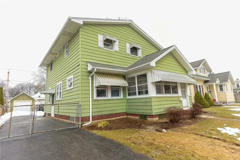 31 Wendhurst Drive, Greece