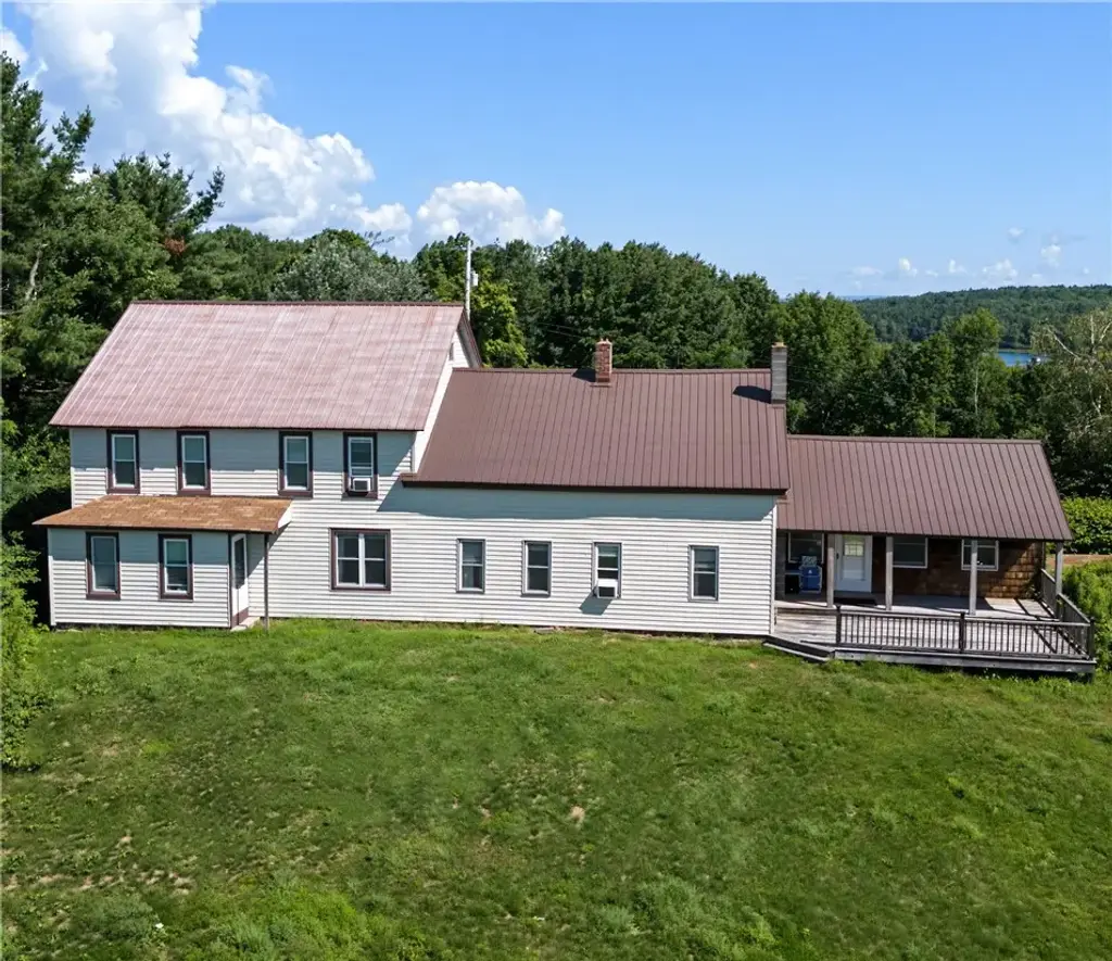 283 N Pond Road, Guilford