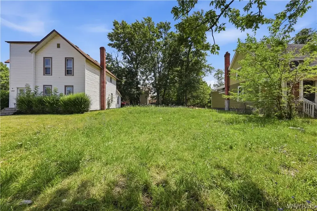 277 Washburn Street, Lockport City