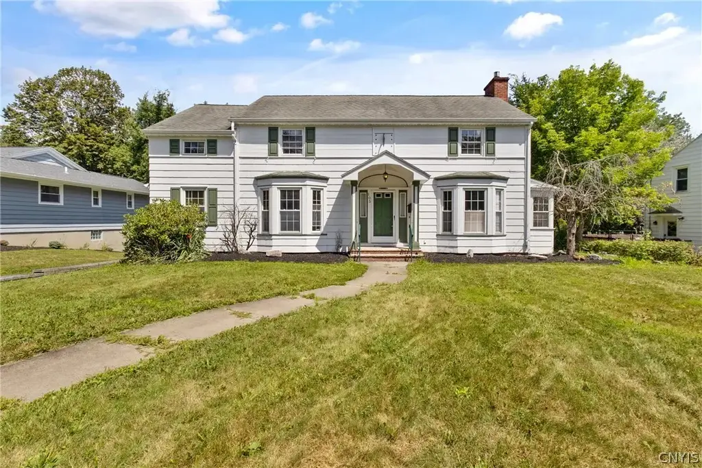 105 Bradford Parkway, Syracuse