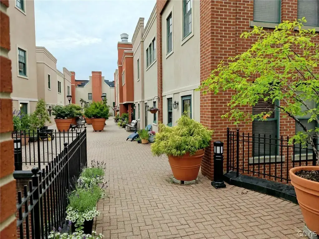133 Walton Street # 119, Syracuse
