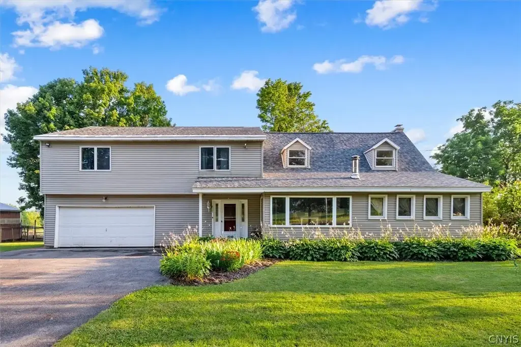 8246 Edwards Road, Floyd