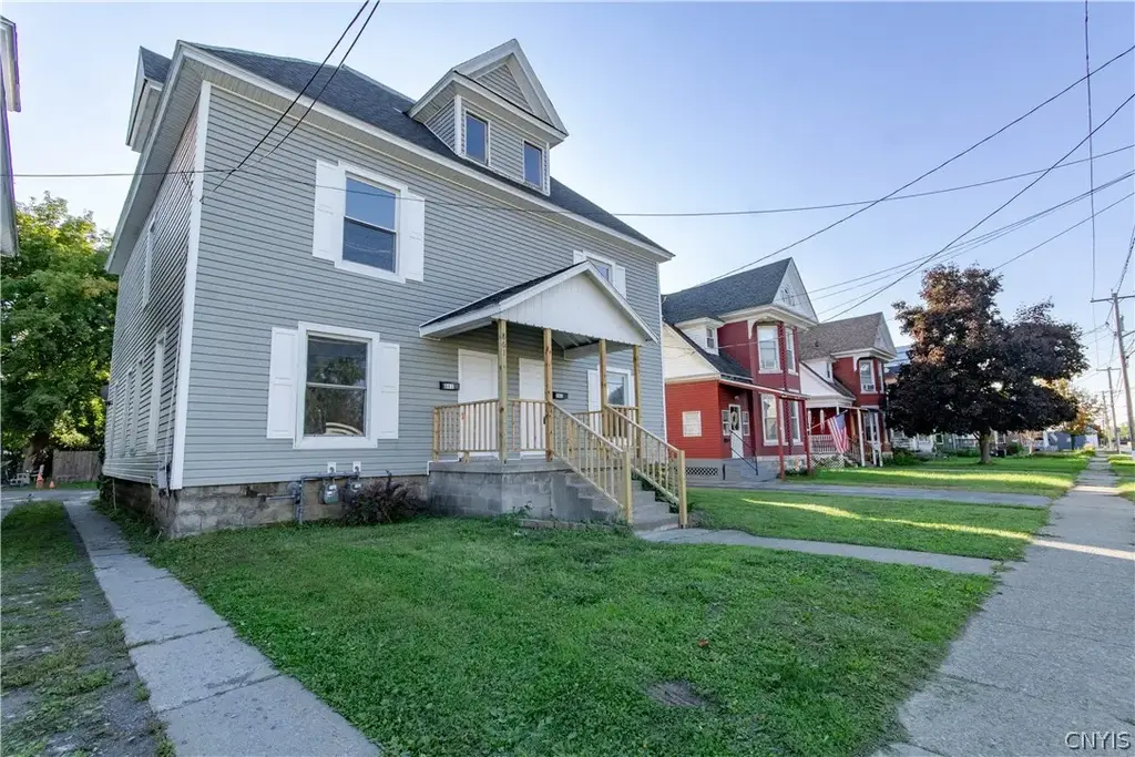 863 W Main Street # 863, Watertown City