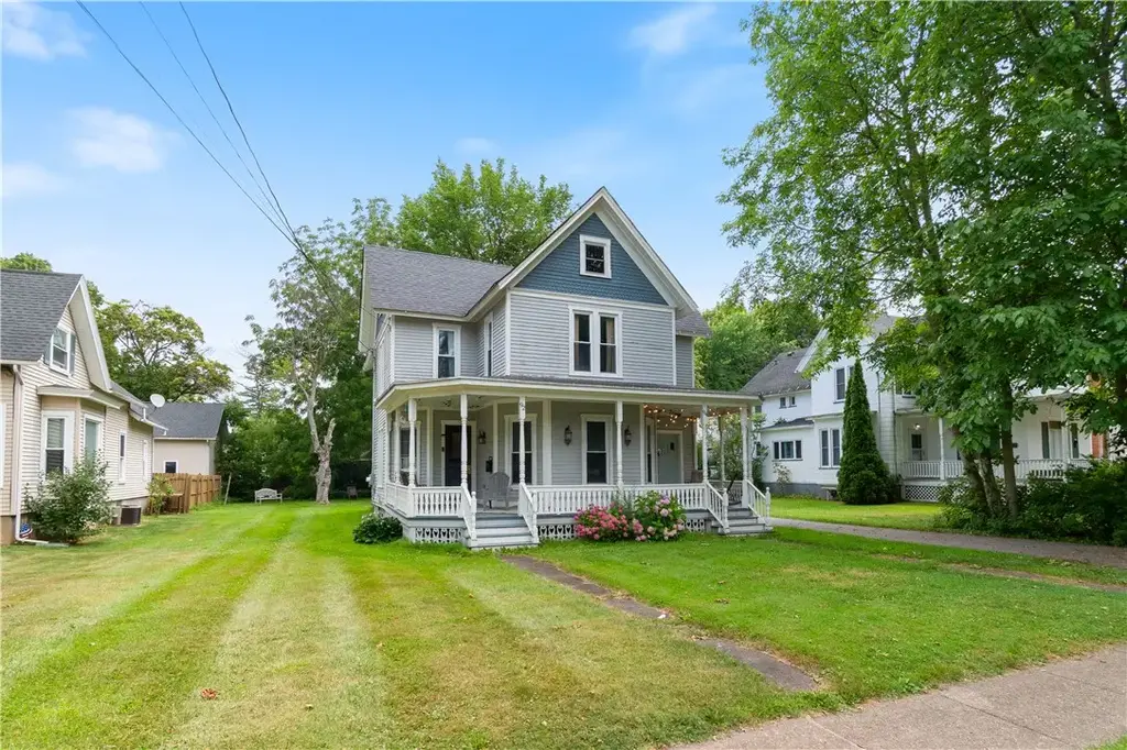 92 South Avenue, Webster
