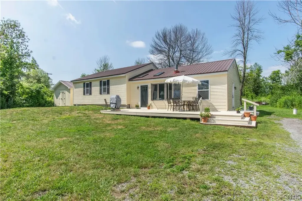 20432 S Shore Road, Lyme