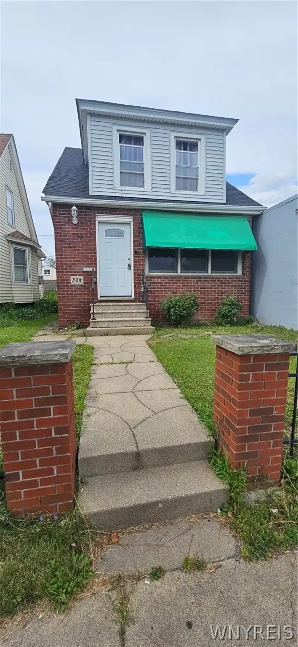 2906 Pine Avenue, Niagara Falls