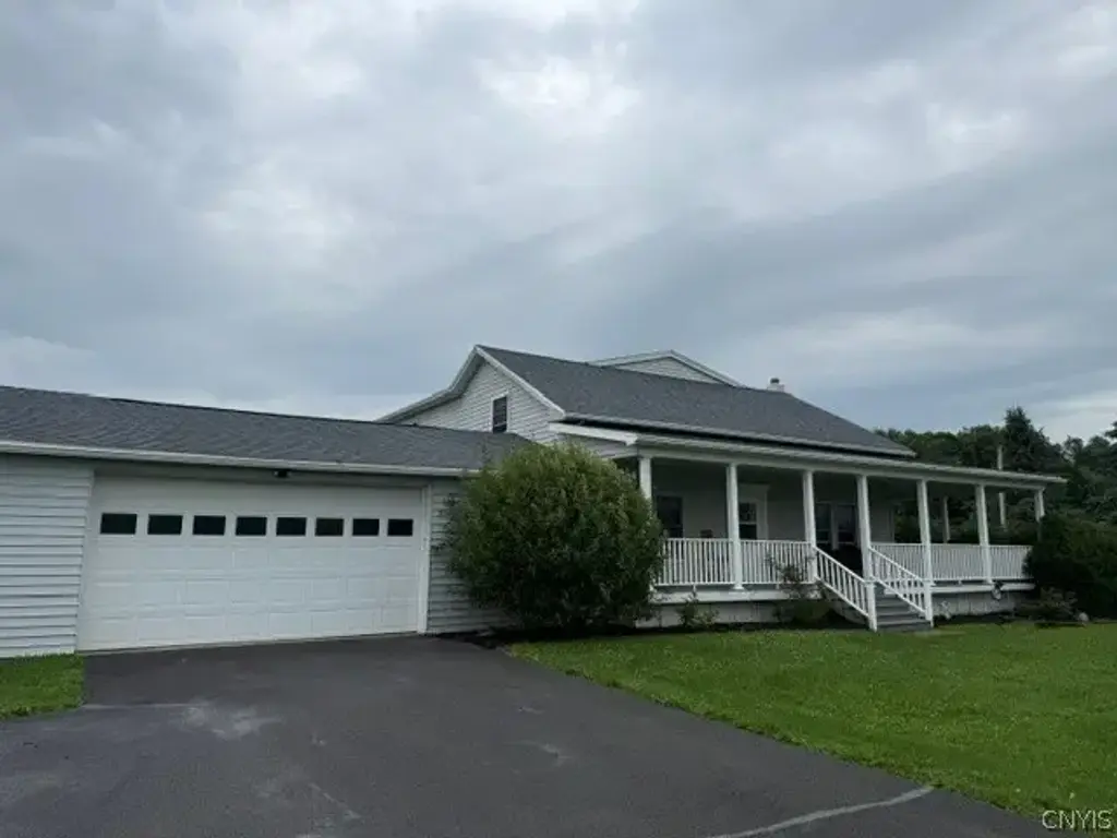 357 Smith Hill Road, Lisle