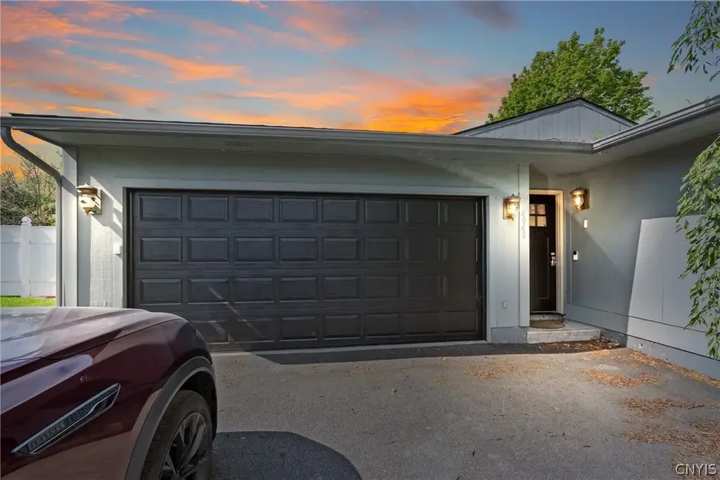 4040 Winterpark Drive, Clay