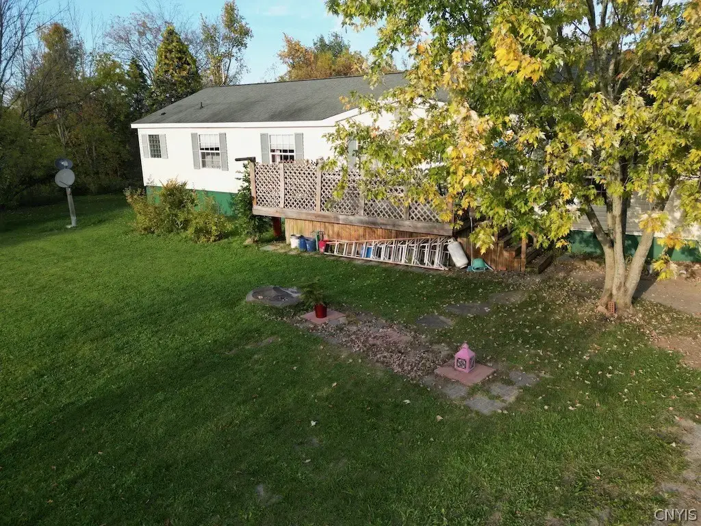 2645 County Route 15, Sandy Creek
