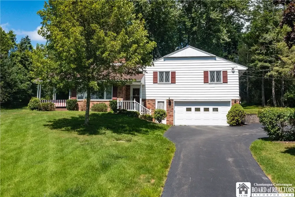 3232 Route 430, Ellery