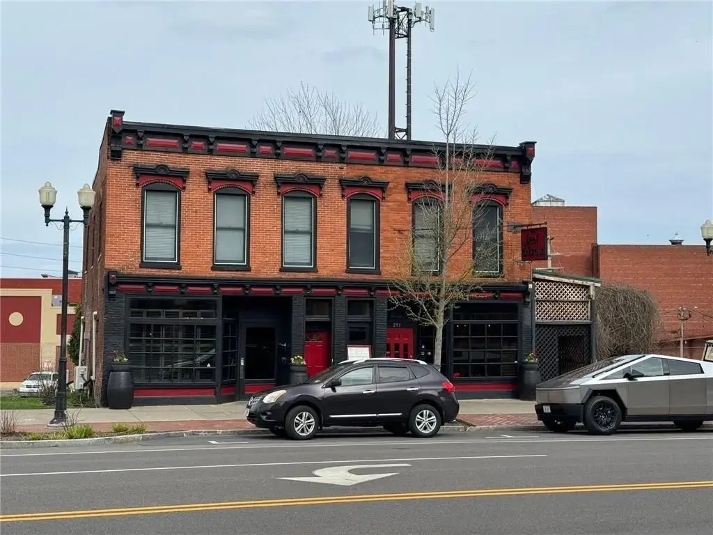 293 Main Street, Geneva City