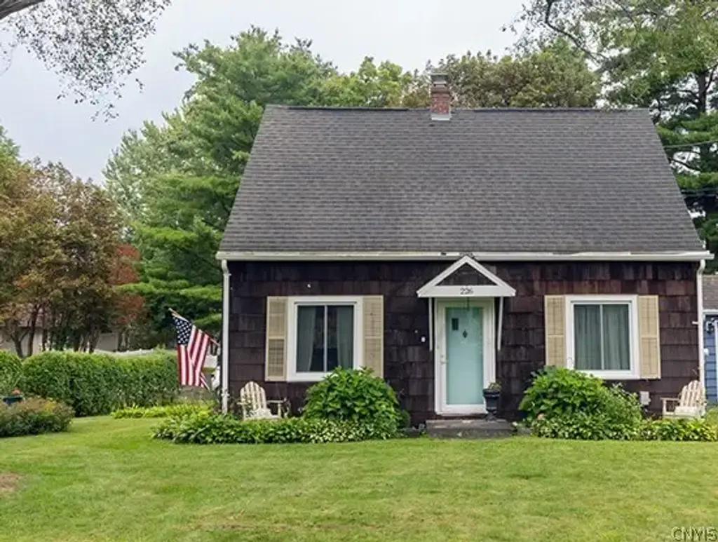 226 Cleveland Boulevard, Manlius