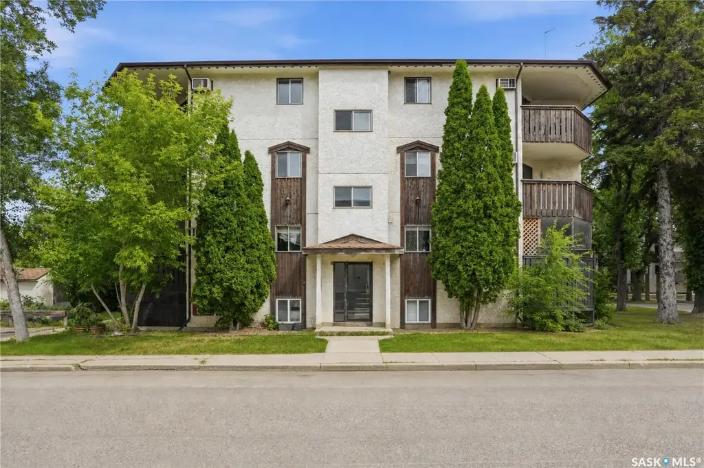 116 111th Street 301, Saskatoon