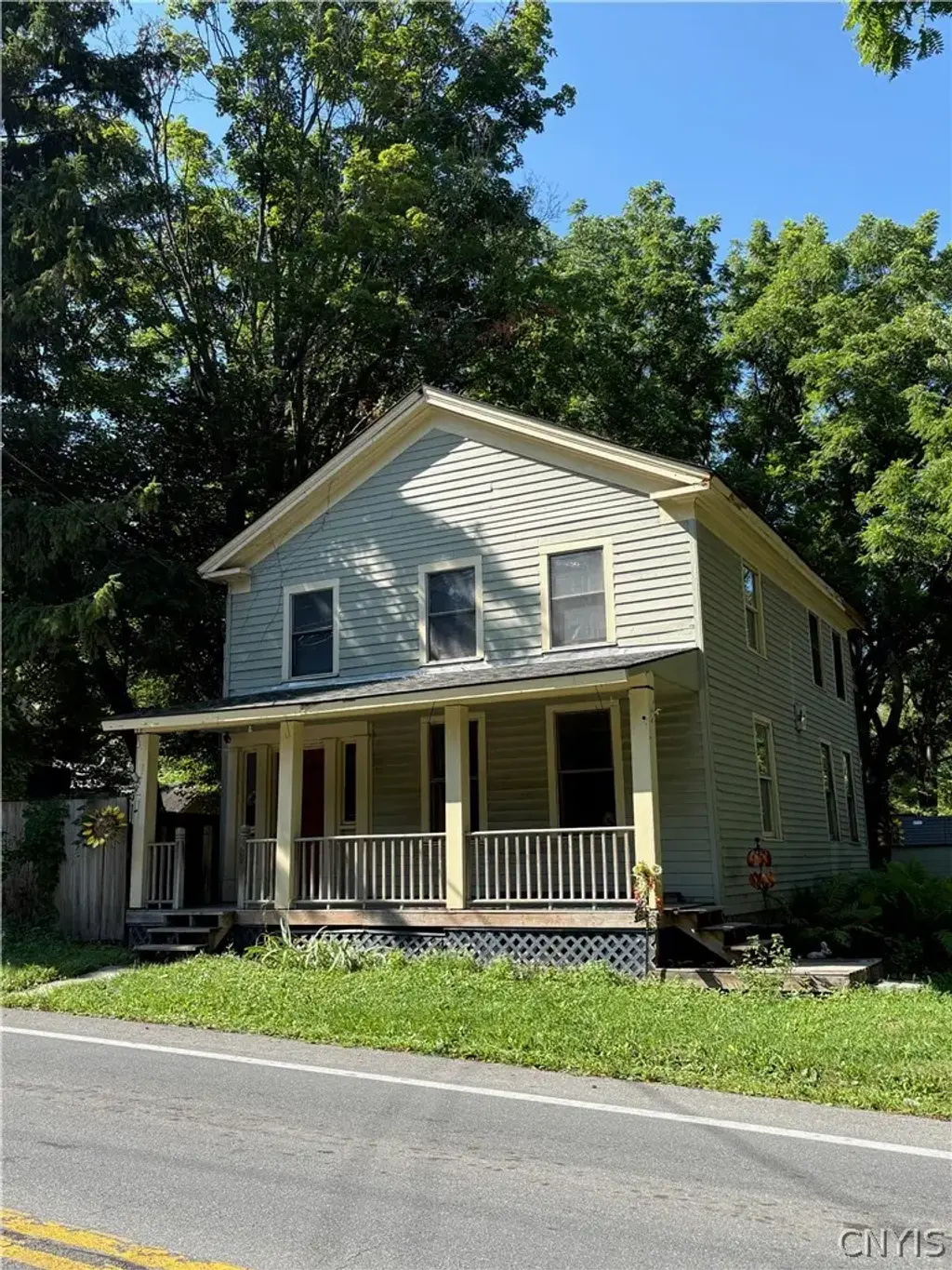 8590 Green Lakes Road, Manlius