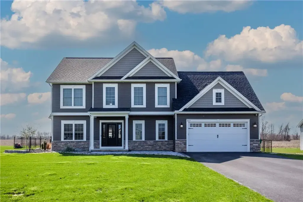 237 Collamer Road, Parma