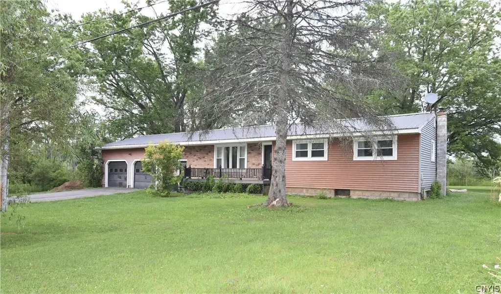 7282 Glass Factory Road, Trenton