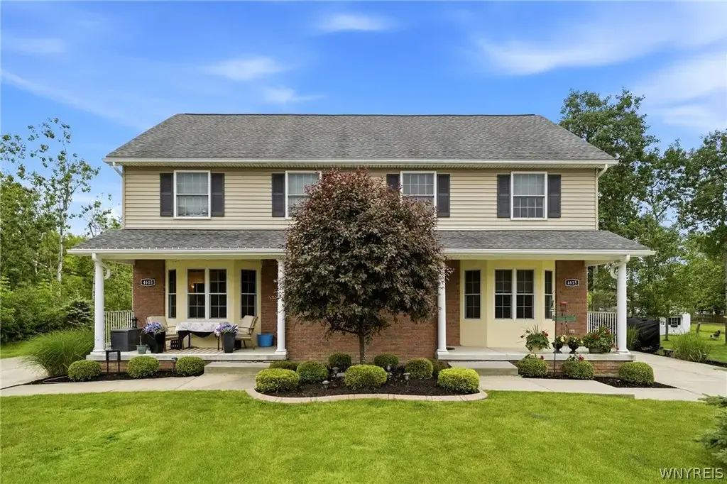 4615 Brompton Drive, Hamburg