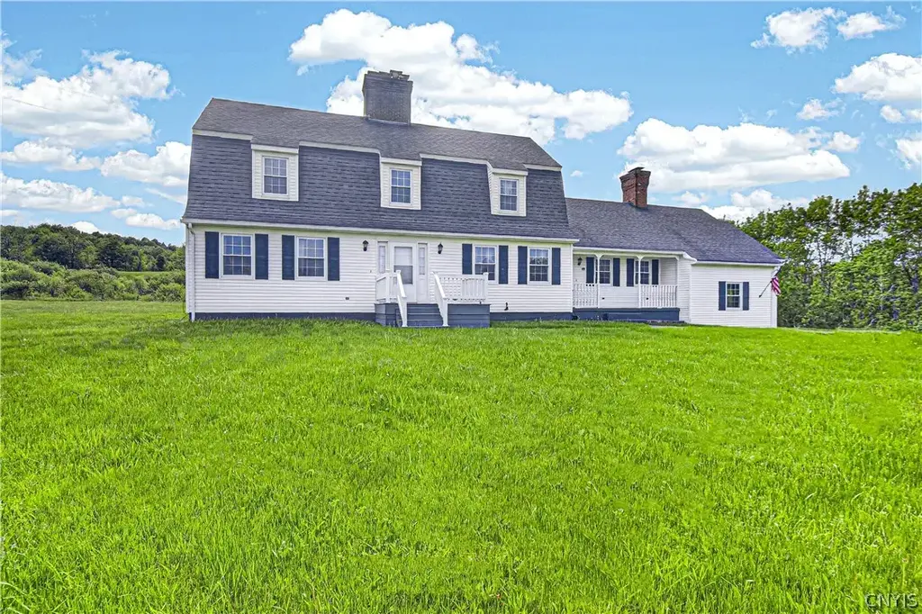 437 Joslin Hill Road, Frankfort
