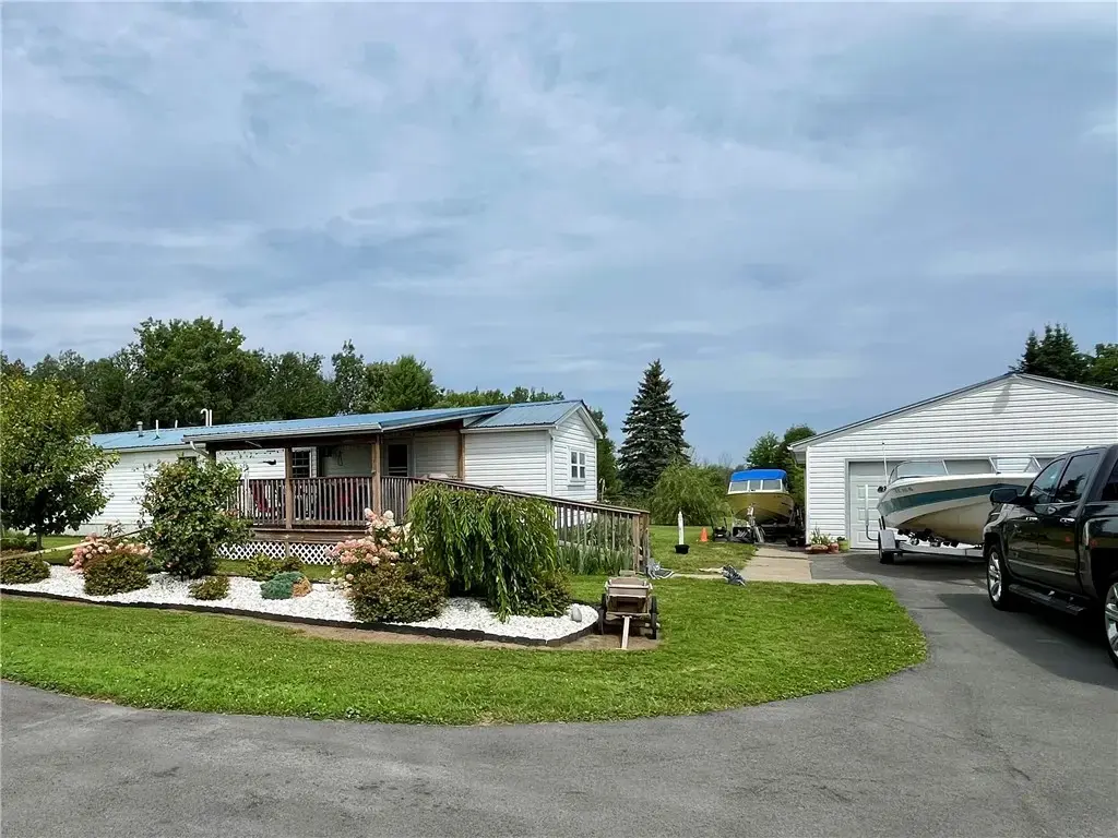 12297 Tyrrell Street, Wolcott