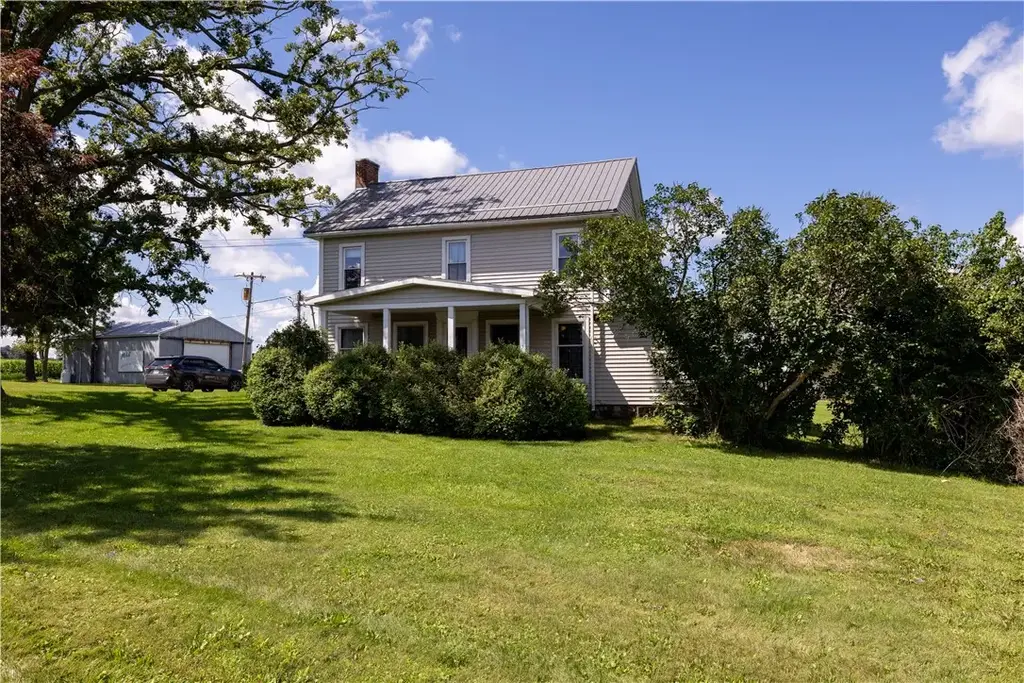 2371 Telephone Road, York