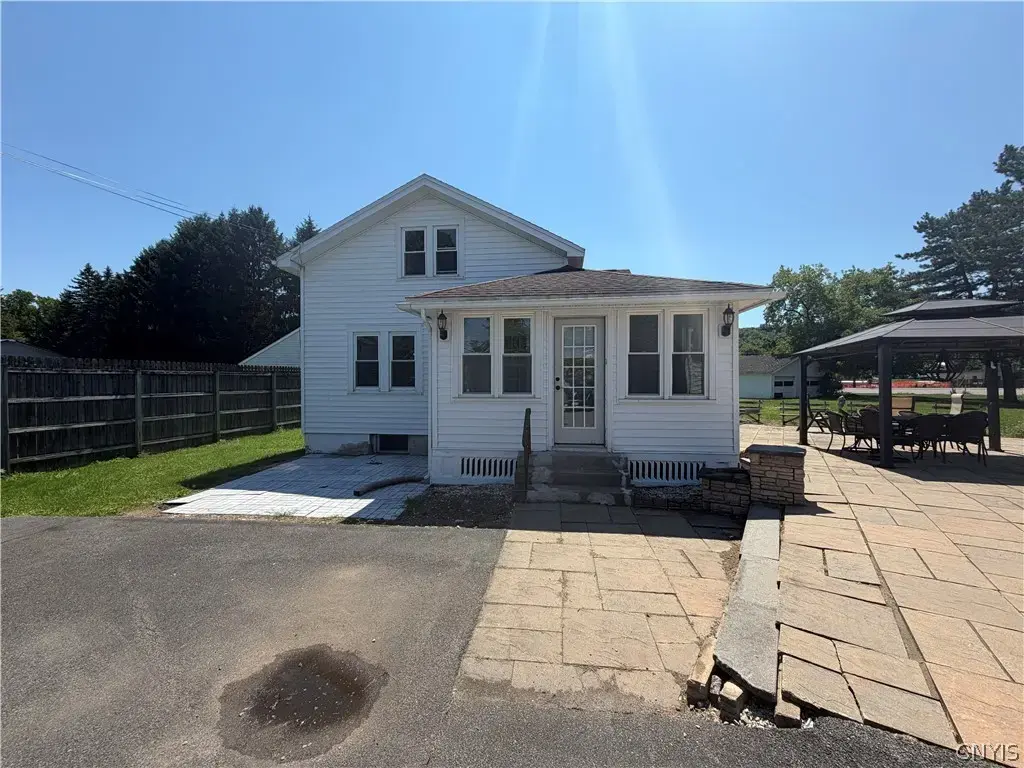 4300 Fay Road, Onondaga
