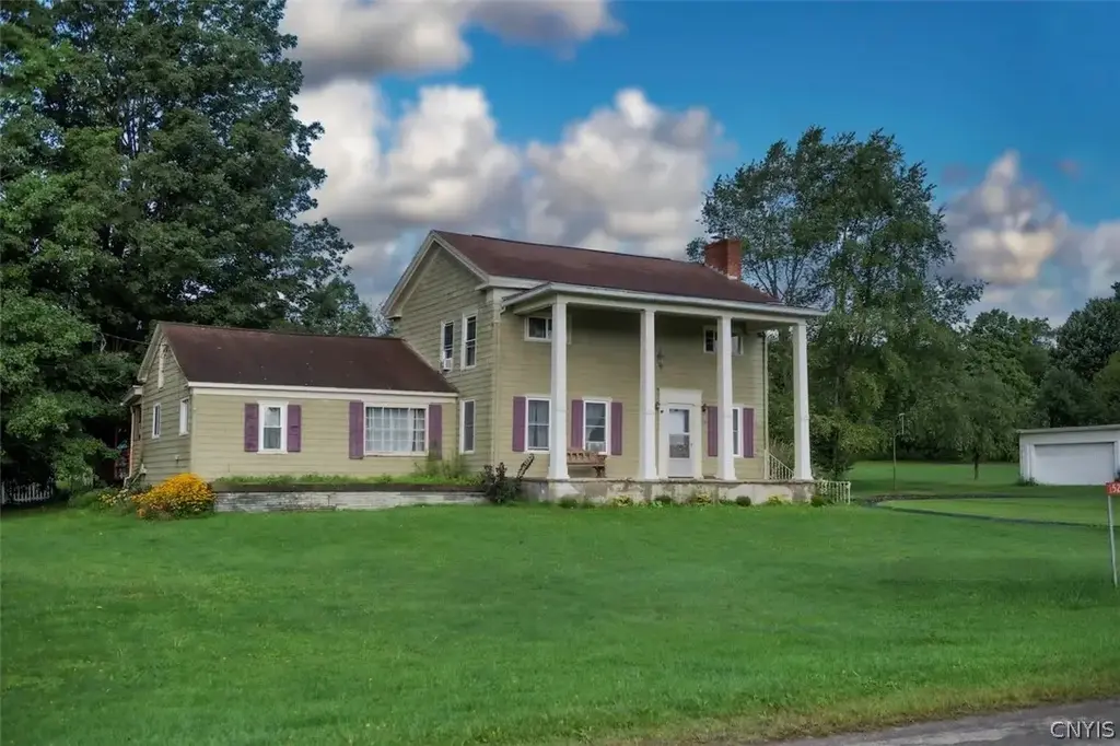 5267 Maple Lane, Cuba