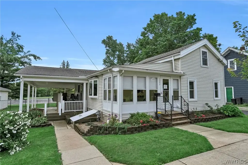 1207 S Main Street, Shelby