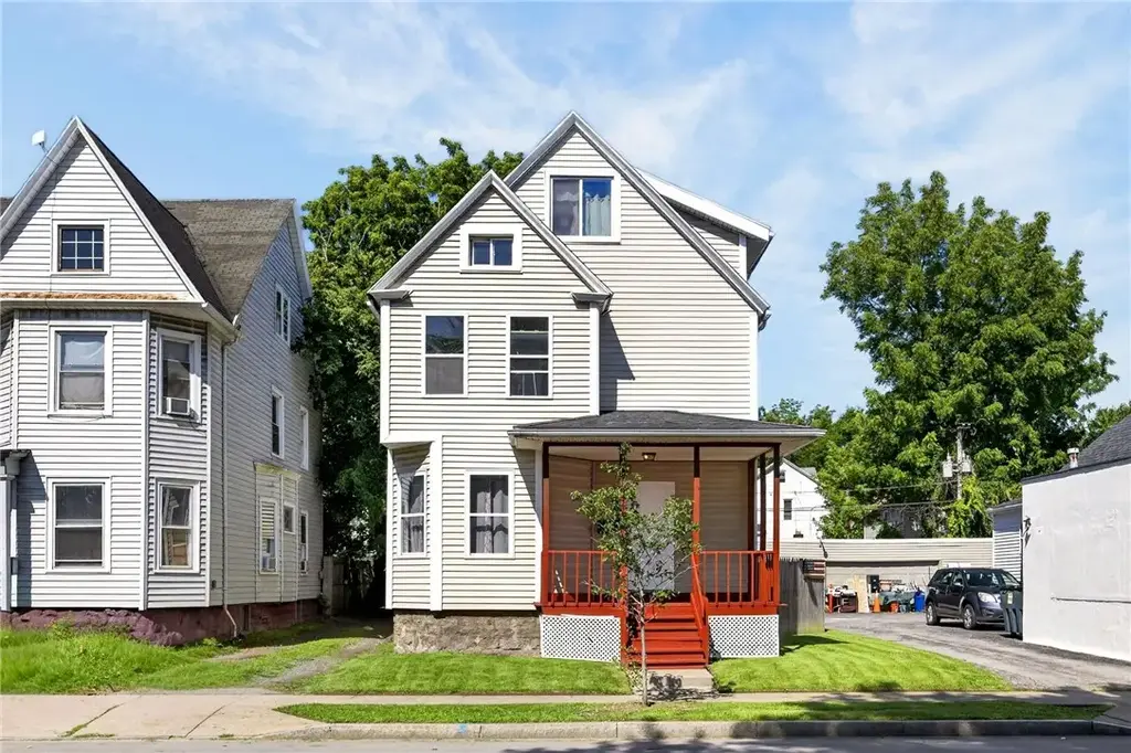727 Dewey Avenue, Rochester