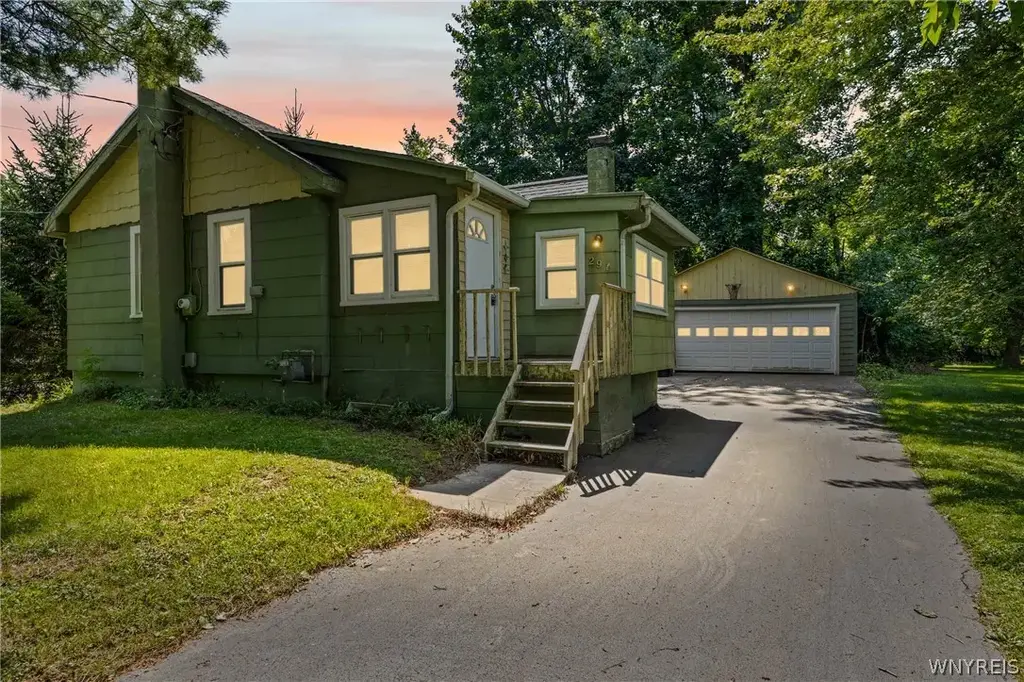 297 River Meadow Drive, Henrietta