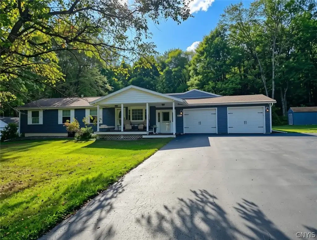 8239 Kimball Road, Vienna