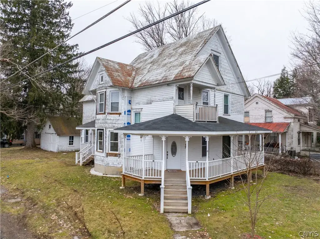 17 W James Street, Richfield