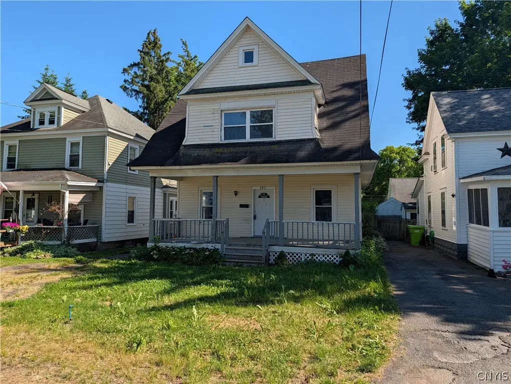 Photo of Listing #S1704624