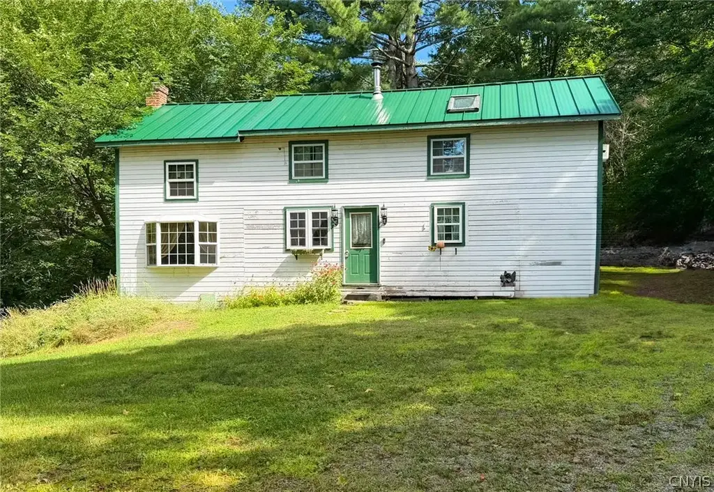 6049 White Lake Road, Forestport