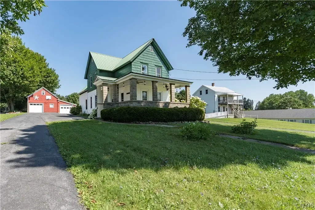 217 E Grove Street, Brownville