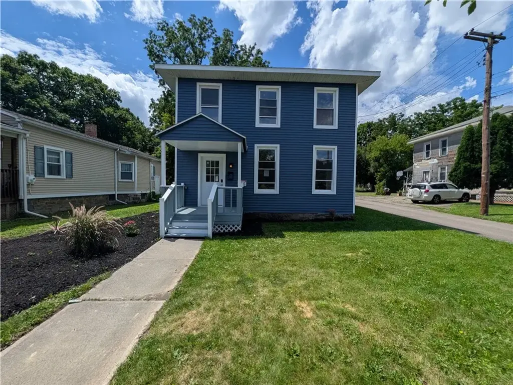 657 Davis Street, Elmira City