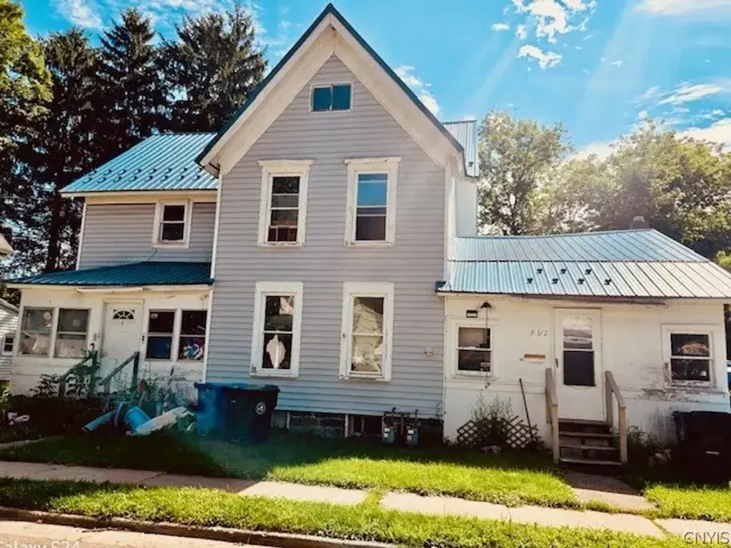 9 Winter Street, Cortland